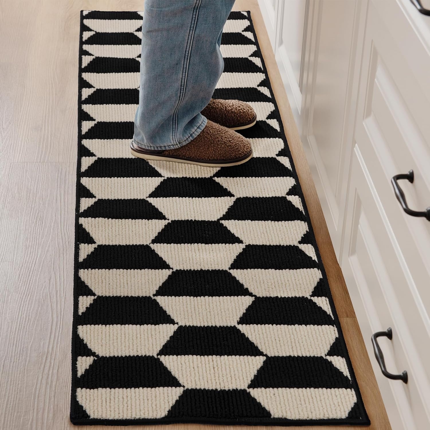 image:imageGRANNY SAYS Kitchen Mats for Floor Kitchen Rugs Non Slip Washable Runner Rugs for Kitchen Floor 47 x 177 Stain Resistant Comfort Standing Mat Made of 100 Polypropylene BlackBlackdiamond