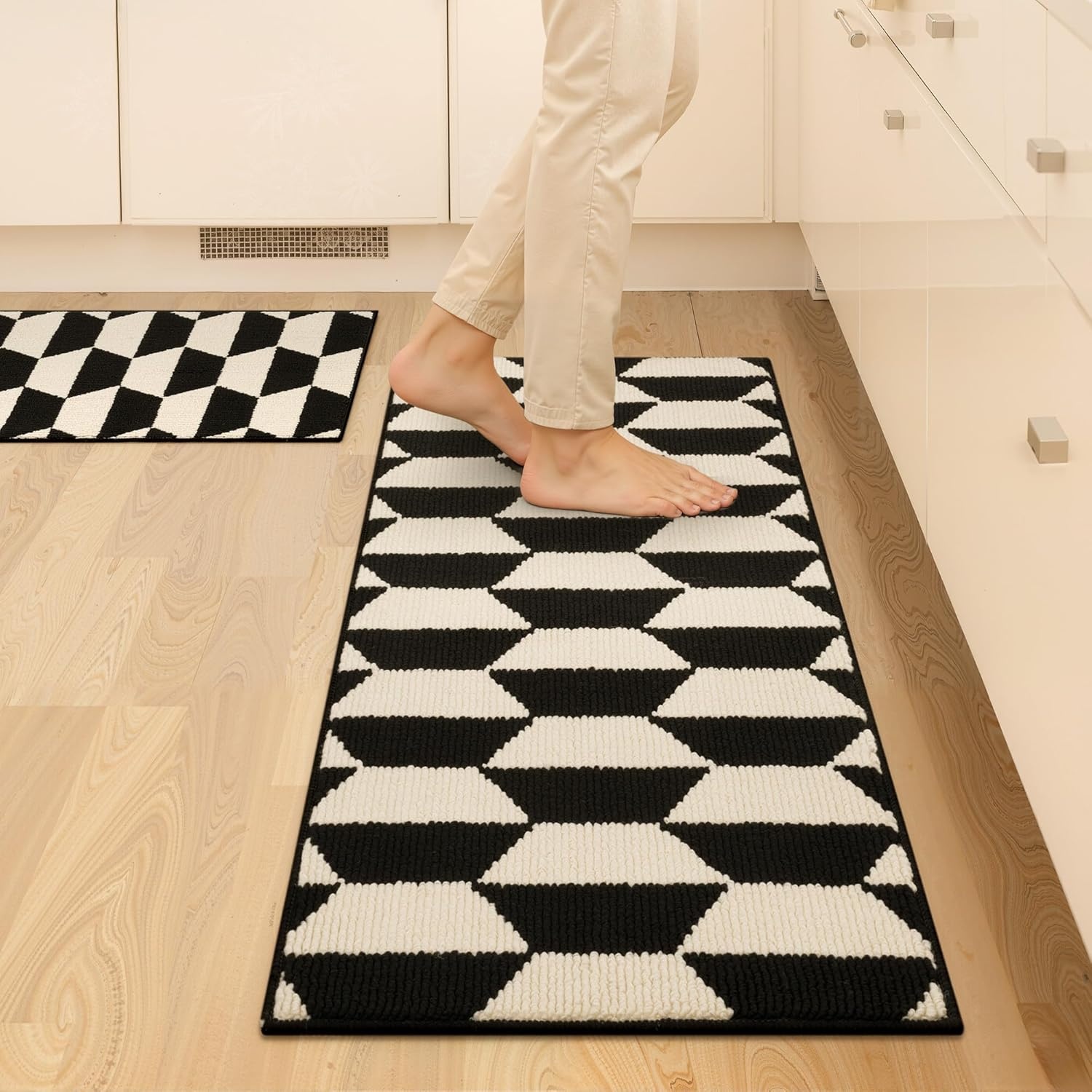 image:imageGRANNY SAYS Kitchen Mats for Floor Kitchen Rugs Non Slip Washable Runner Rugs for Kitchen Floor 47 x 177 Stain Resistant Comfort Standing Mat Made of 100 Polypropylene BlackBlackdiamond