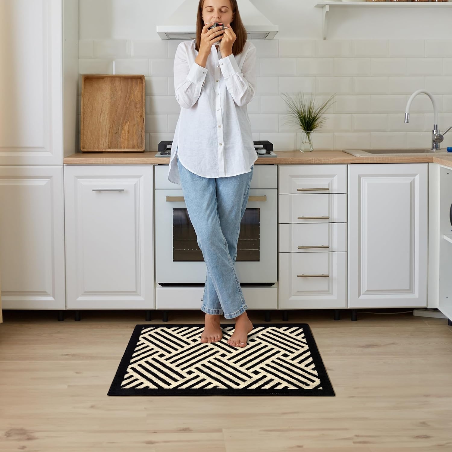 image:imageGRANNY SAYS Kitchen Mats for Floor Kitchen Rugs Non Slip Washable Runner Rugs for Kitchen Floor 47 x 177 Stain Resistant Comfort Standing Mat Made of 100 Polypropylene BlackBlackwave