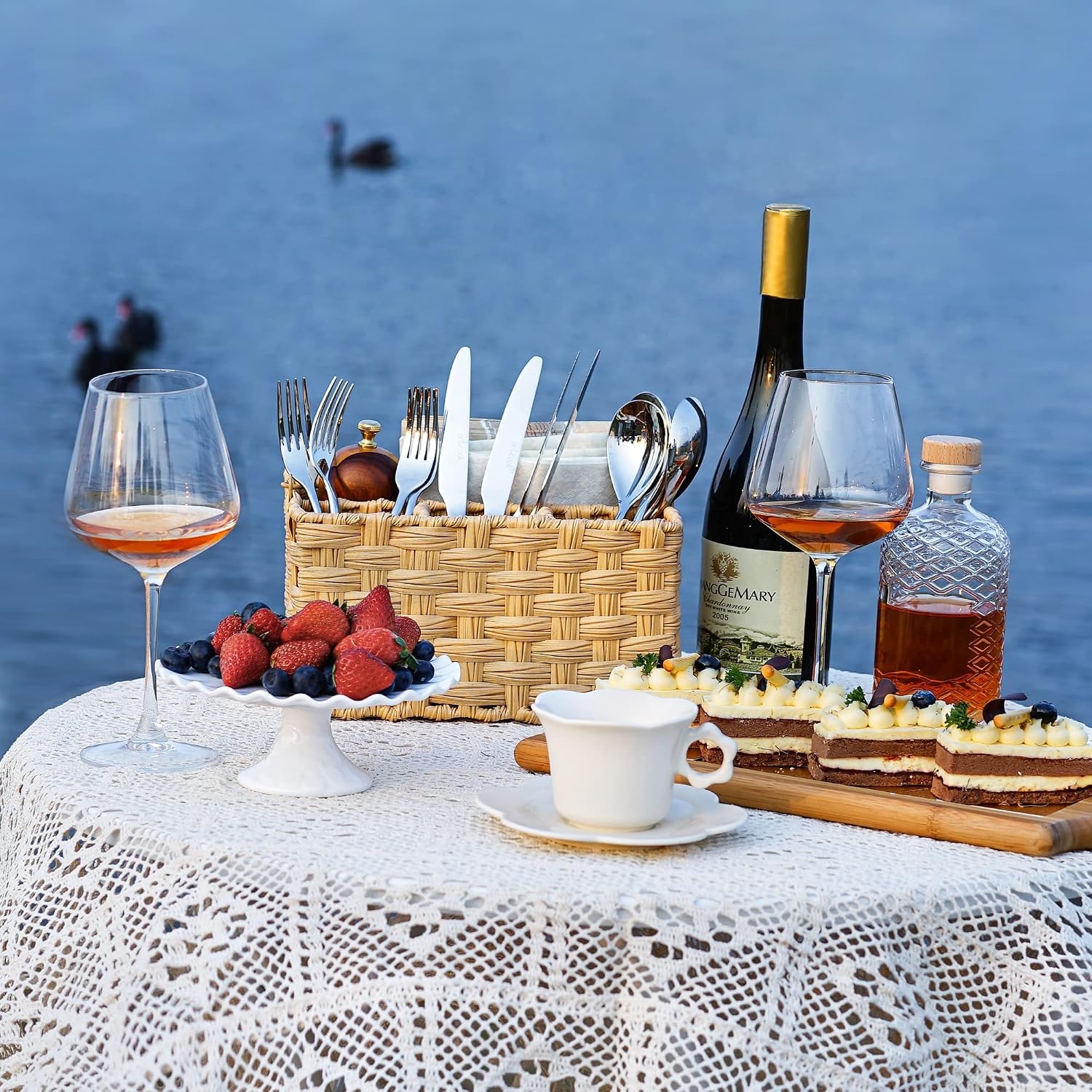image:imageGRANNY SAYS Wicker Utensil Caddy Picnic Basket with Handle Organizer for Kitchen Table or Cabinet Silverware Holder for PartiesNature